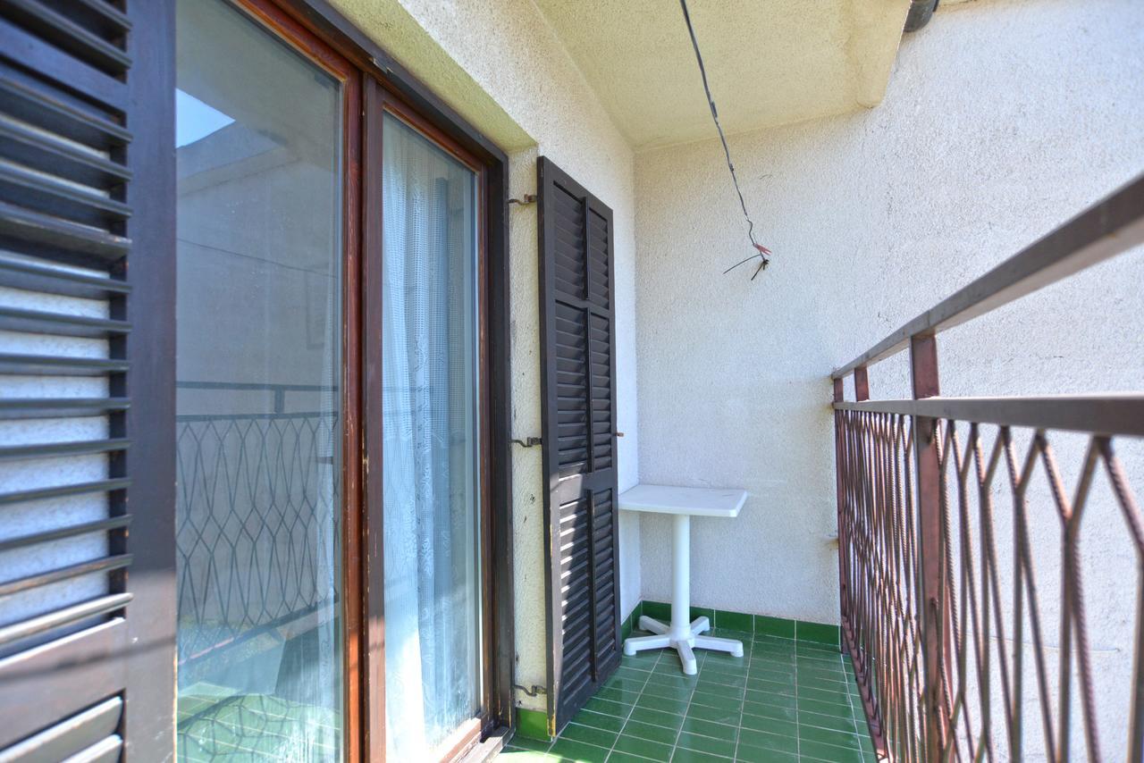Apartments Franko 1586 Pula Exterior photo